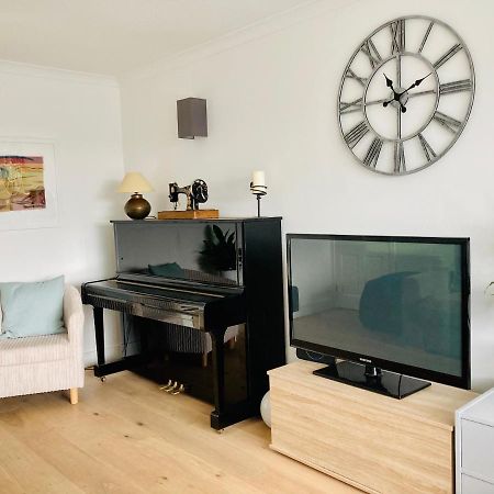 Welcoming Bungalow With Parking And Garden St Agnes  Buitenkant foto